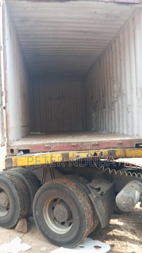 Empty 20ft Containers