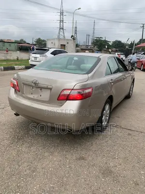 Toyota Camry 2007