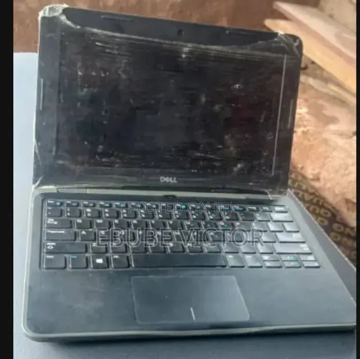 Laptop Dell Latitude 3190 4GB Intel Celeron SSD 60GB