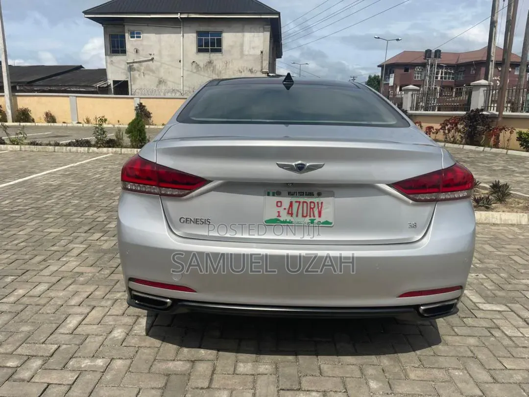 Genesis G80 2016 Silver