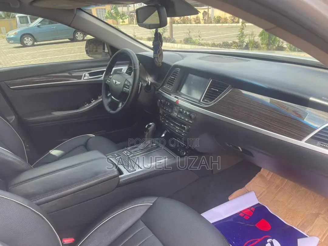 Genesis G80 2016 Silver