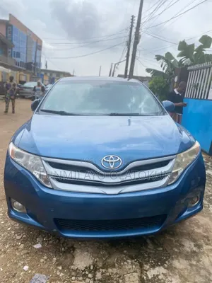 Toyota Venza V6 2011 Blue