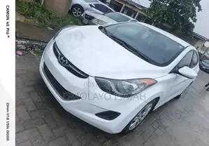 Hyundai Elantra 2013 White