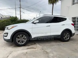 Hyundai Santa Fe 2014 White