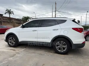 Hyundai Santa Fe 2014 White