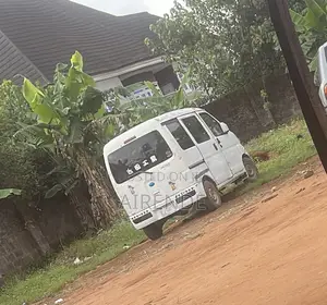 Chevrolet 3500 2018 White