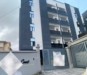 Mini Flat in Lekki Phase 1 for rent