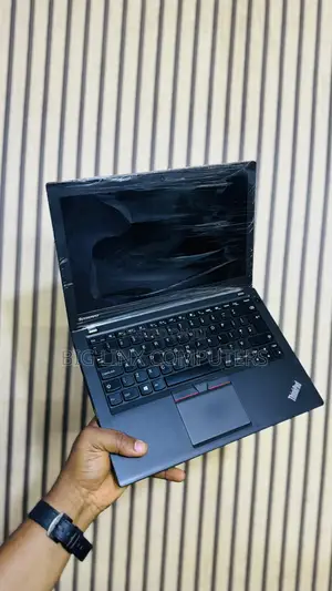 New Laptop Lenovo ThinkPad X250 8GB Intel Core i5 SSD 128GB