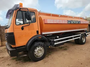 Tokunbo Grade Benz Water Tanker 20kltrs With 10bolts