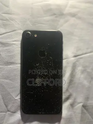 Apple iPhone 7 32 GB Black