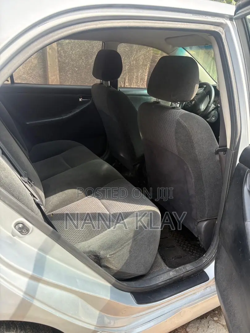 Toyota Corolla 2006 Silver