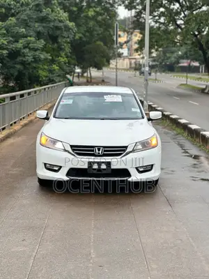 Honda Accord Sport 4dr Sedan FWD (2.4L 4cyl 2A) 2016 White