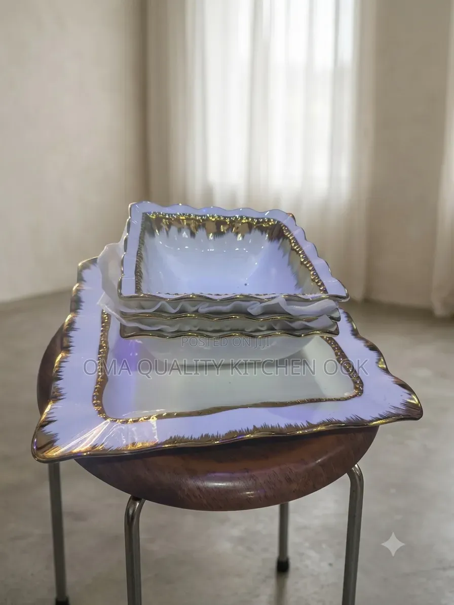 White/Gold Porcelain Dinnerware