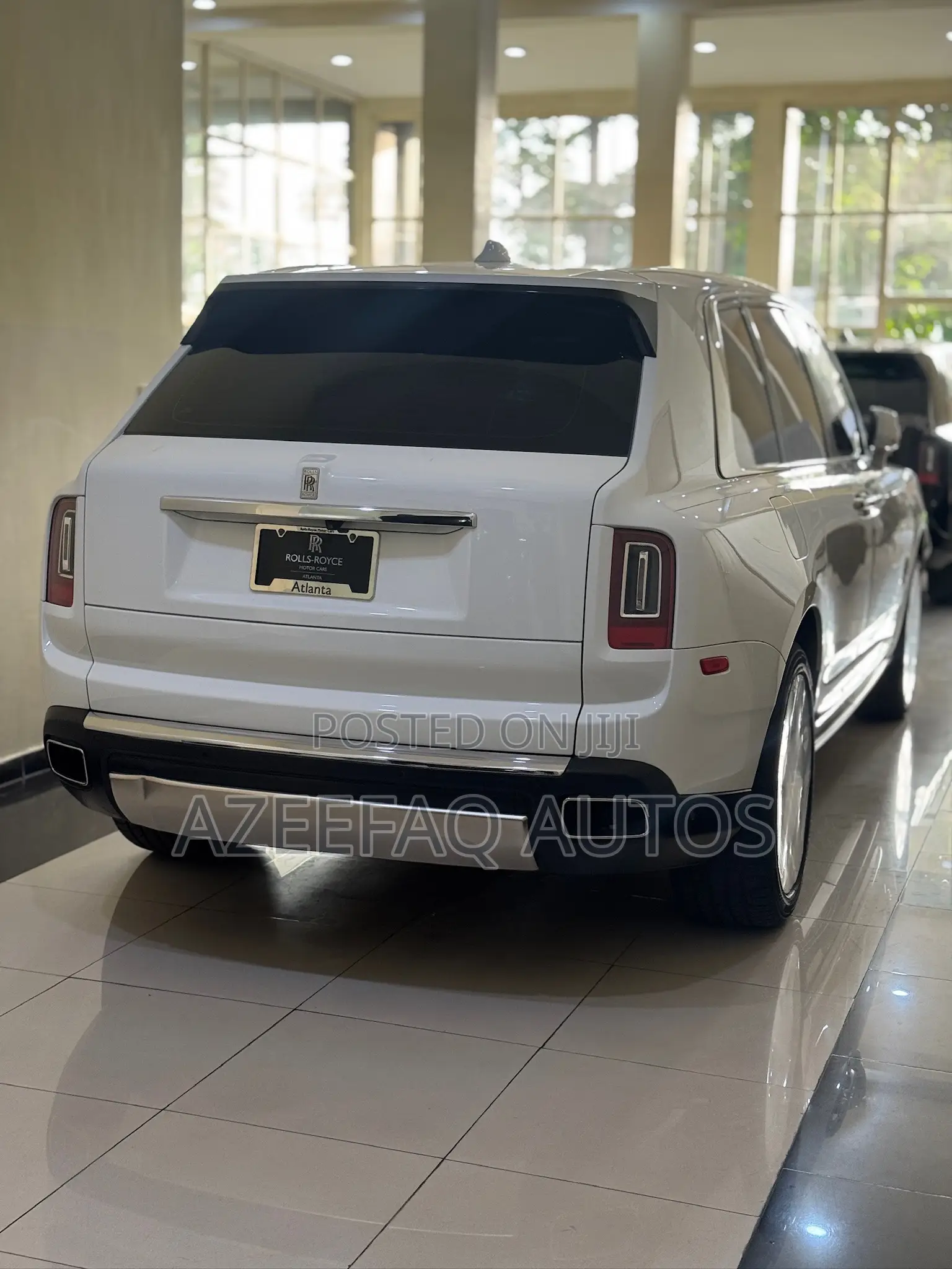 Rolls-Royce Cullinan Base 2022 White