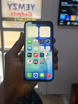 Apple iPhone 12 64 GB White
