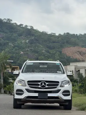 Mercedes-Benz GLE-Class GLE 350d 4MATIC 2017 White