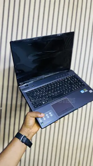 Laptop Lenovo 8GB Intel Core i3 HDD 320GB