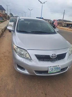 Toyota Corolla 2009 Silver