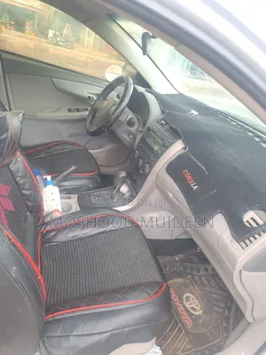 Toyota Corolla 2009 Silver