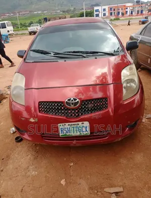 Toyota Yaris 2007 Red