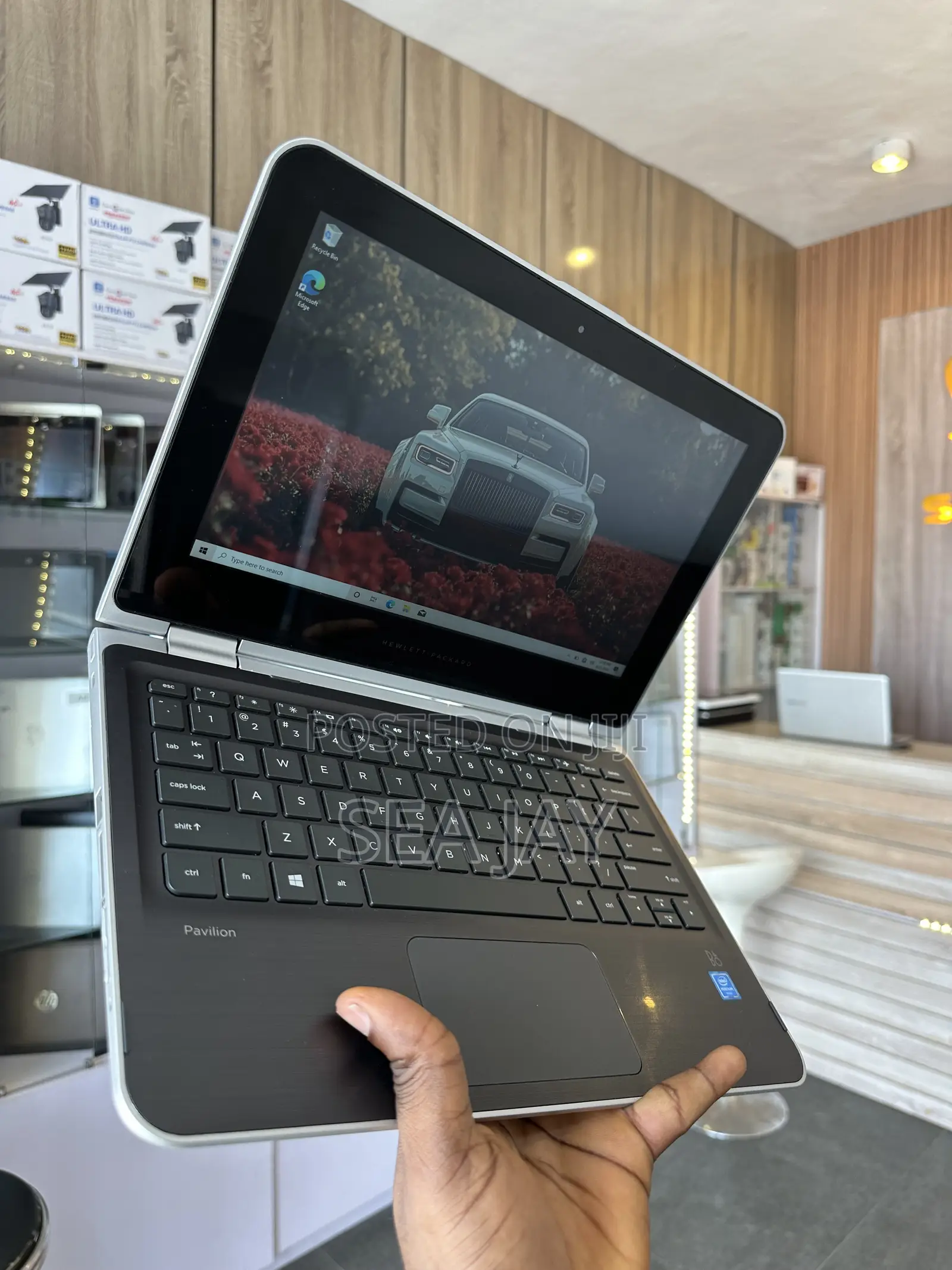 Laptop HP Pavilion x360 8GB Intel Celeron SSD 256GB