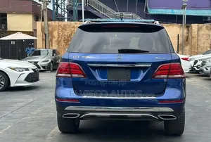 Mercedes-Benz GLE-Class 2019 Blue