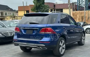 Mercedes-Benz GLE-Class 2019 Blue