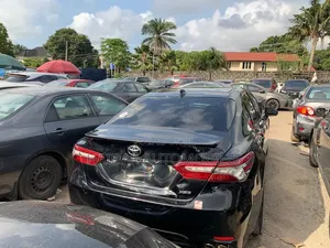 Toyota Camry 2019 Black