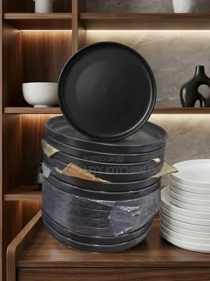 Black Dinnerwares