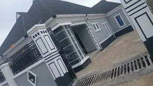 4bdrm Bungalow in Ayedade Estate, Akala Express for sale