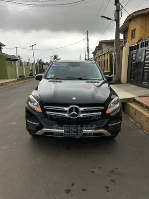 Mercedes-Benz GLE-Class 2016 Black