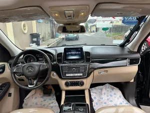 Mercedes-Benz GLE-Class 2016 Black