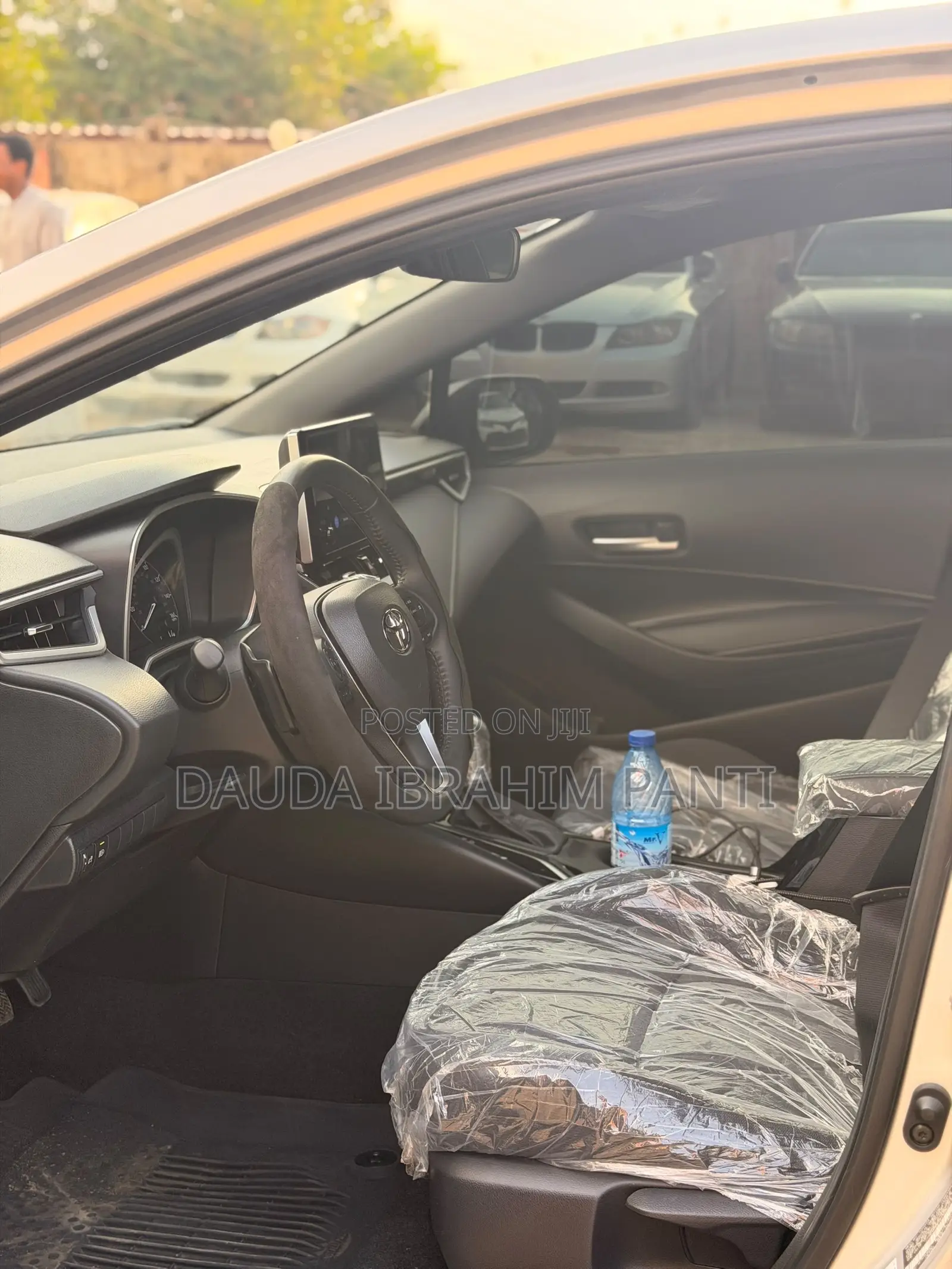 Toyota Corolla SE 2023 Silver