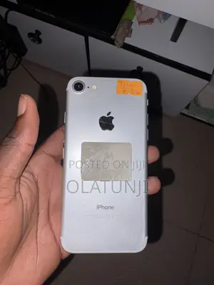 Apple iPhone 7 32 GB White
