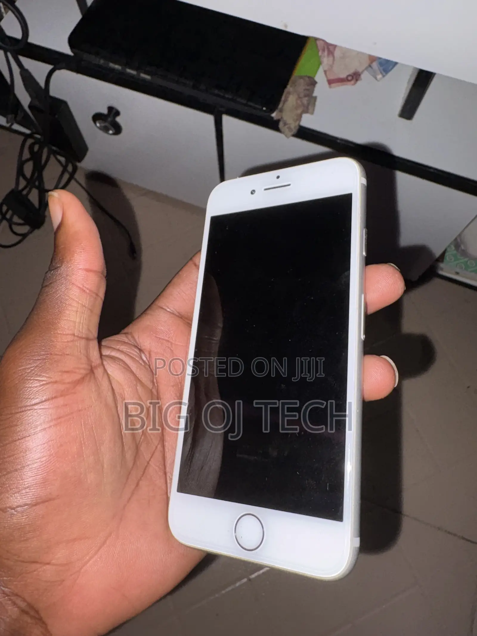 Apple iPhone 7 32 GB White