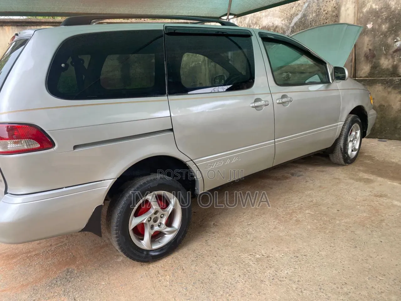 Toyota Sienna 2002 Green