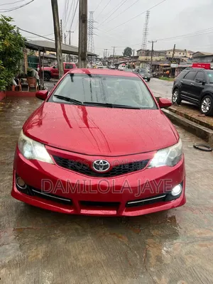 Toyota Camry 2013 Red