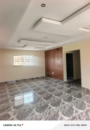 3bdrm Duplex in Okebadan Estate, for rent