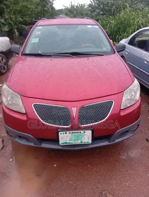 Pontiac Vibe 2005 Pink