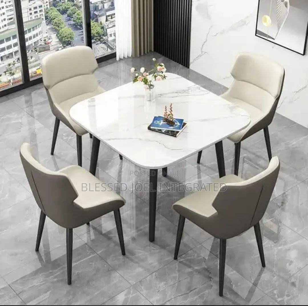 4 Seaters Mabel Dining Table