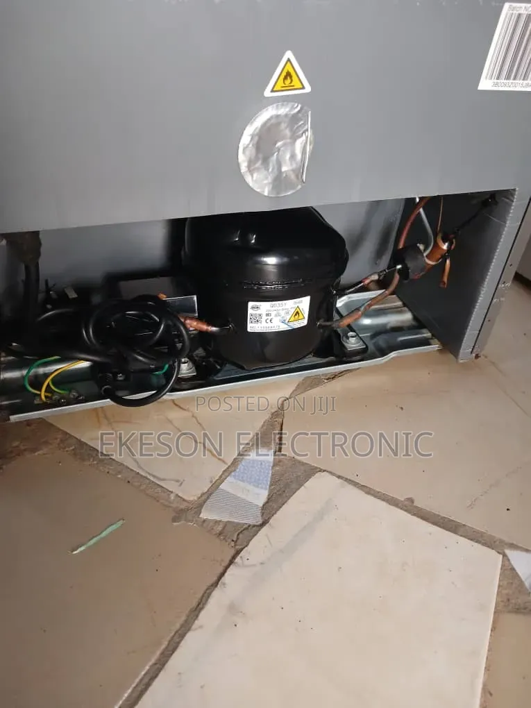 Hisense Fridge 93litters
