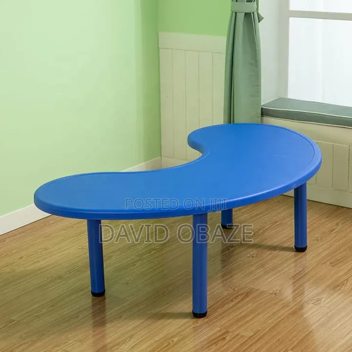 Moon Table With Adjustable Stainless Steel Legs