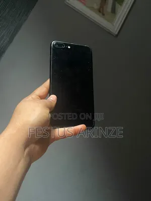 Apple iPhone 7 Plus 128 GB Black