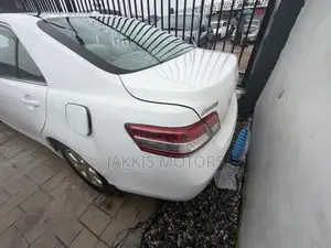 Toyota Camry 2011 White