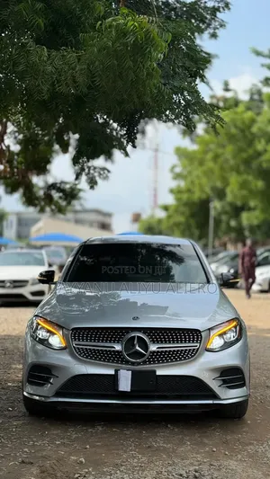 Mercedes-Benz GLC-Class 2019 Silver