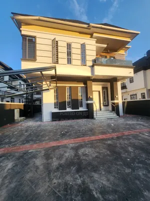 Mini Flat in Ikota for rent