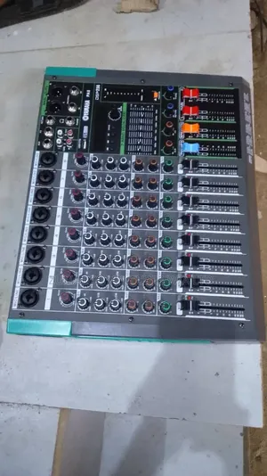 Professional 8-Channel Audio Mixer