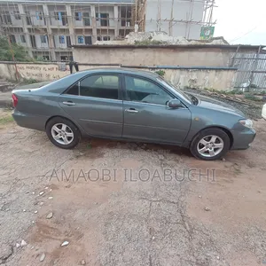 Toyota Camry 2010 Green