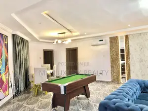 3bdrm Apartment in Lekki Phase 1 for rent