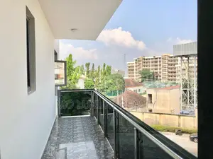 3bdrm Apartment in Lekki Phase 1 for rent